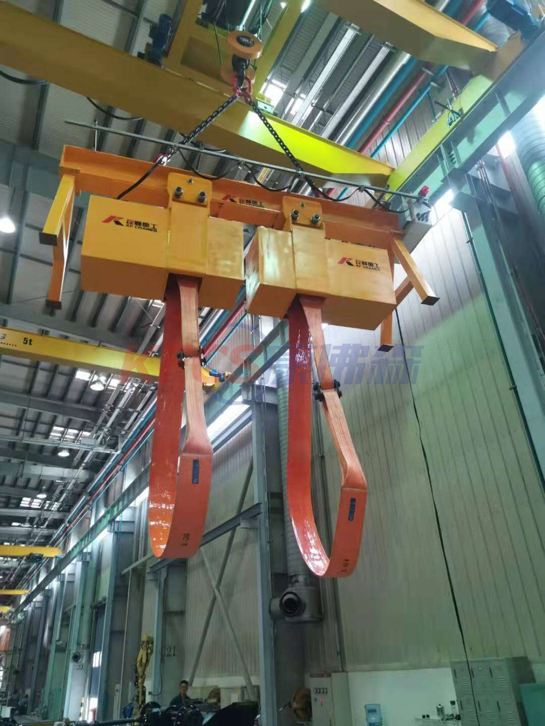 Aerial flip crane