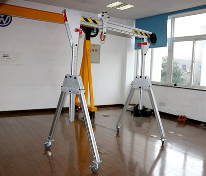 Indoor aluminum gantry crane